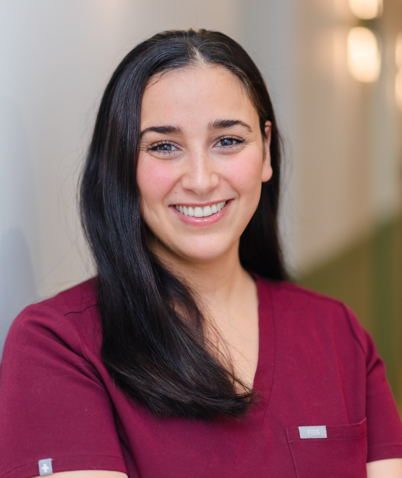 Dr Allison Achouche au Cabinet EndoSpé, endodontie exclusive à Paris 15ᵉ