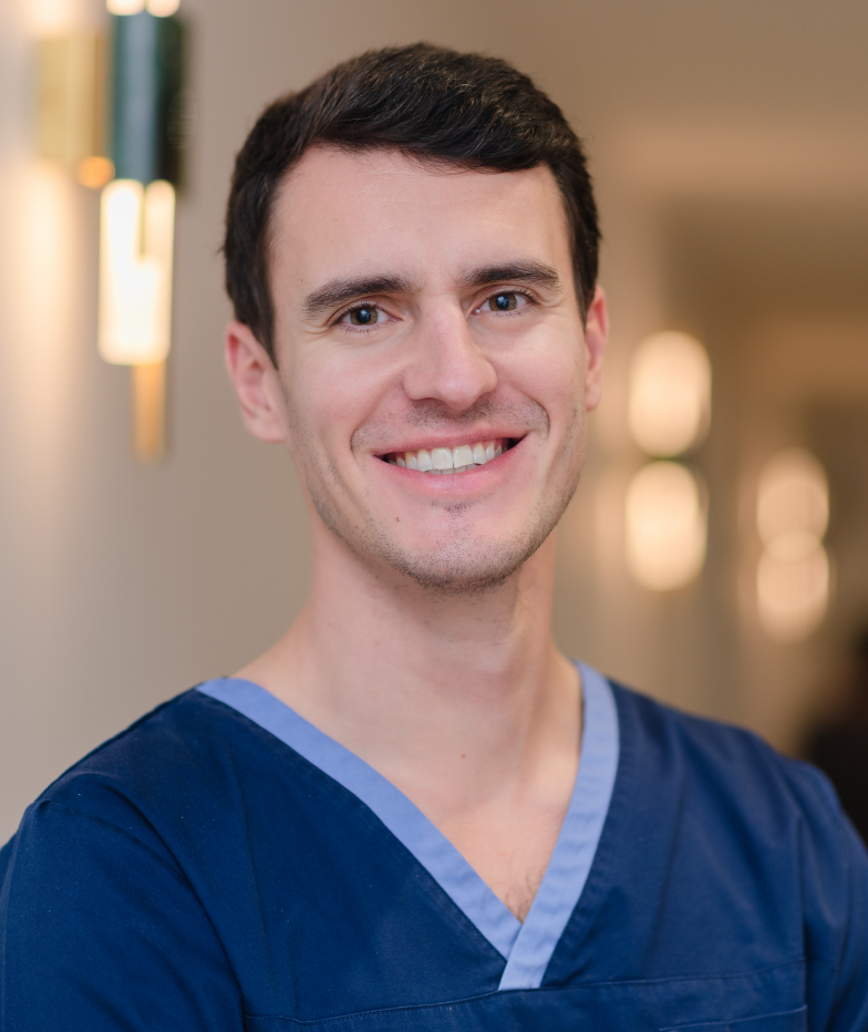 Dr Matthieu Grosborne au Cabinet EndoSpé, endodontie exclusive à Paris 15ᵉ